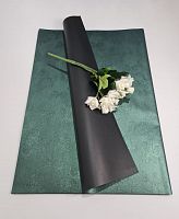 Бумага флористическая дизайнерская. Цвет зеленый мох. С тиснением, рисунок розы. Упаковка 20 шт. Размер листа 50*70 см.