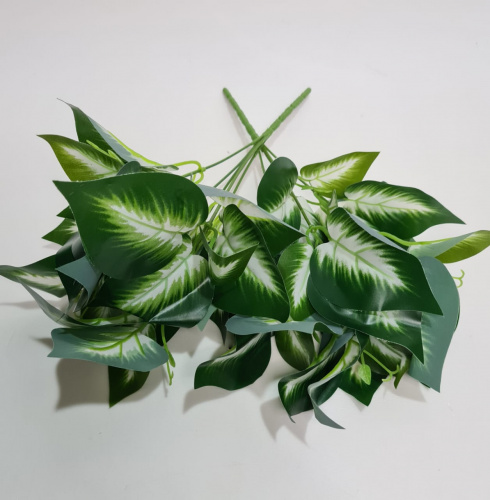 Искусственная травка Сциндапсус. Упаковка 2 шт. Цвет зелено- белый.