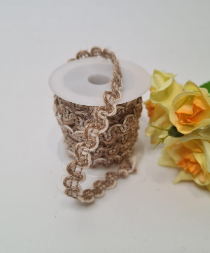 Тесьма декоративная. Зигзаг комбинированный тёмная и светлая нить.