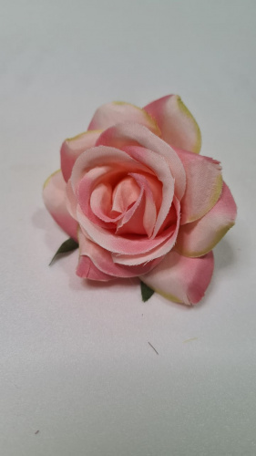 Искусственные цветы.  Голова розы. Упаковка 10 шт.Размер 7 см, высота 5 см. Цвет розовый