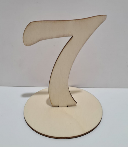 Цифра 7 . На подставке. Дерево. Высота 10 см. Цифра 7 . На подставке. Дерево. Высота 10 см.
