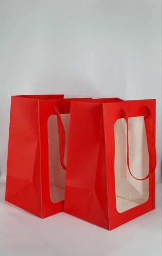 Пакет подарочный прямоугольный с окном. Цвет красный. Размер М средний фото 2