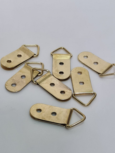 Петли для картин на два крепления. Цвет золото. Упаковка 100 пар. Высота 4 см, ширина 1.5 см. фото 3
