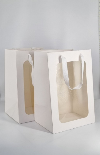 Пакет подарочный прямоугольный с окном. Цвет белый. Размеp М  средний фото 2