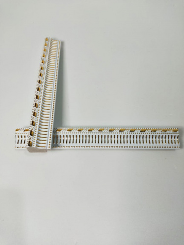 Багет картинный №238. Материал пластик, цена за палку