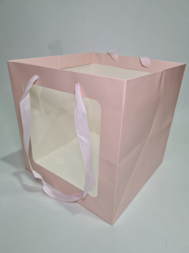 Сумка подарочная квадратная с прозрачным окошком. Цвет розовый. Размер 25*25*25 см. фото 2 Сумка подарочная квадратная с прозрачным окошком. Цвет розовый. Размер 25*25*25 см. фото 2