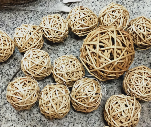 шар ротанговый 10 см натуральный