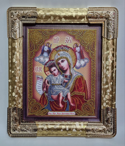 Декоративная рамка из пластика с фигурными углами. фото 3