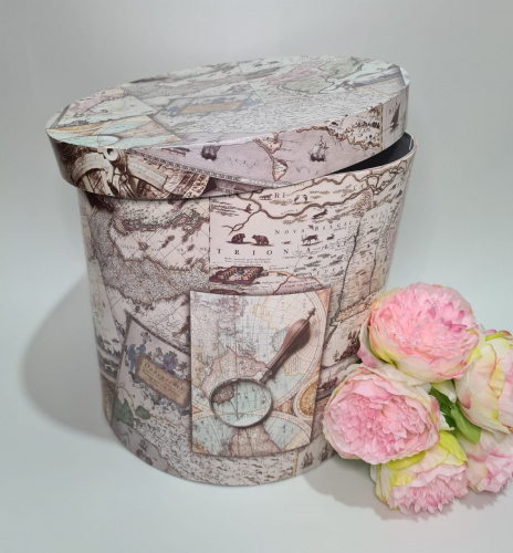 Коробка круглая . Путешественник. Размер 30*30 см.