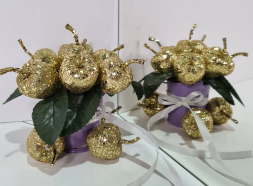 Яблоко блестящее, декоративное на ножке. Цвет золото. Размер 3 см. фото 2