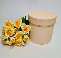 Коробка круглая малая. Цвет бежевый.