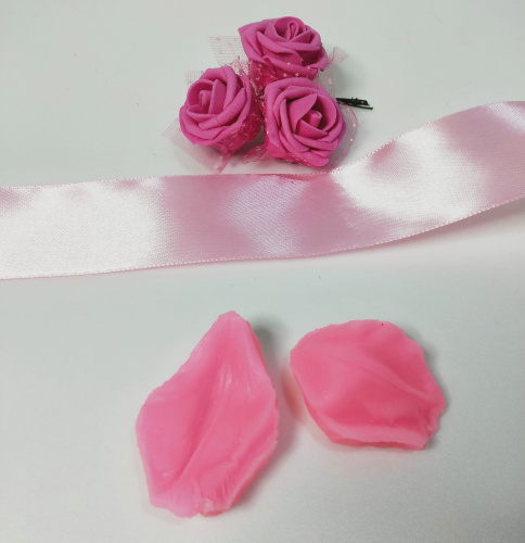 Молд лепестки Ирис,  4,5 см