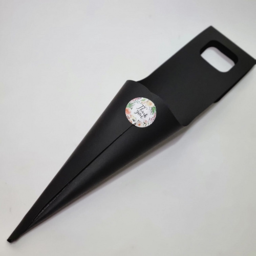 Уголок бумажный флористический. Цвет черный. Упаковка 10 шт.