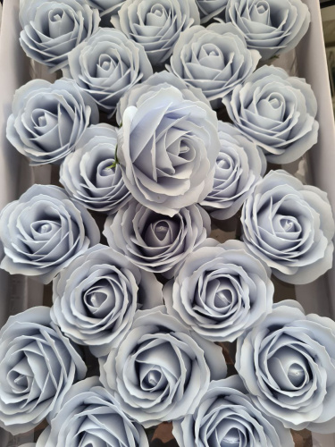  розы 5 слоев. Бледно голубой Бутон 7*7 см. Упаковка 25 шт. 