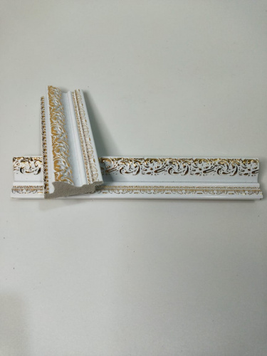 Багет картинный №243. Материал пластик, цена за палку