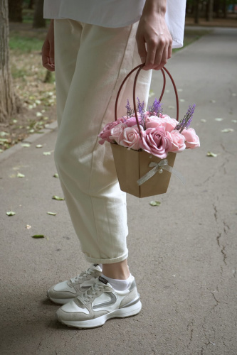 Букет мыльных роз в сумочке. Цвет розовый фото 2