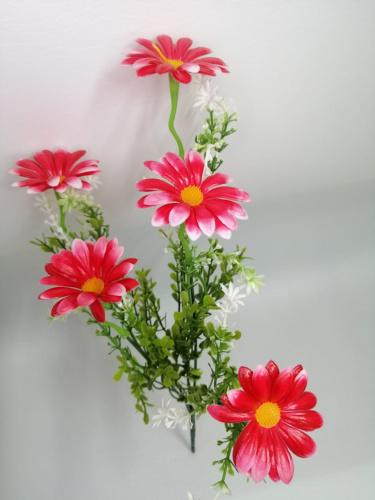 Букет ромашек "красный", высота 39 см, 5 голов, пластик. Упаковка 2 шт.