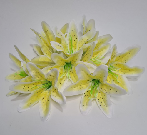 Искусственные цветы. Лилия жёлтая. Упаковка 10 шт.
